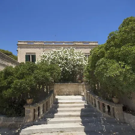 Leone Maggio * Santa Maria di Leuca