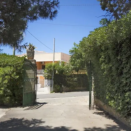 Leone Maggio * Santa Maria di Leuca